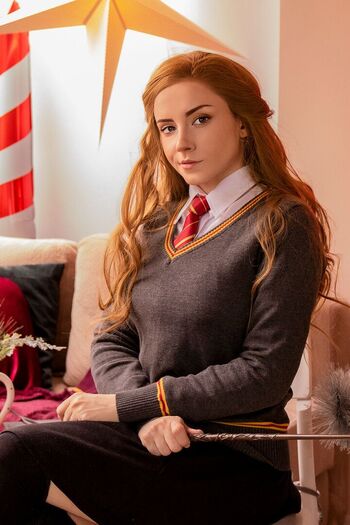 Full leaked Ezysummers cosplay private onlyfans photo