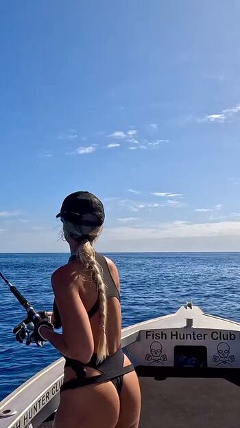 Full leaked Fishhuntressclub private onlyfans photo