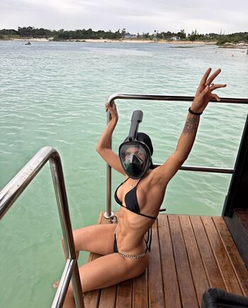 Full leaked Karamelisiertt/ private onlyfans photo