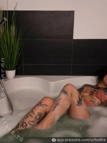 Full leaked Fox fire page private onlyfans photo