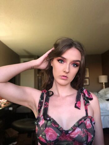 Full leaked Foxyopheliaa page private onlyfans photo
