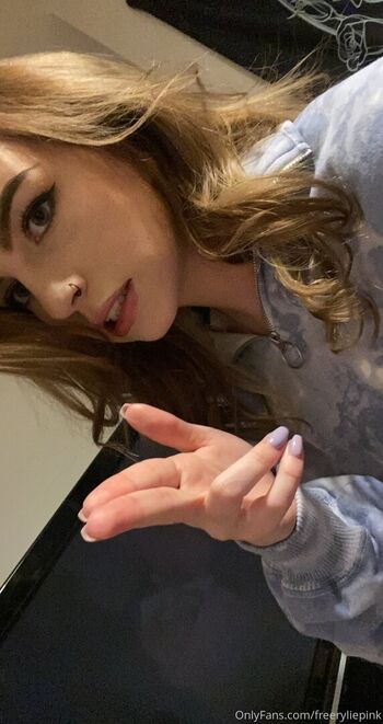 Full leaked Freeryliepink private onlyfans photo