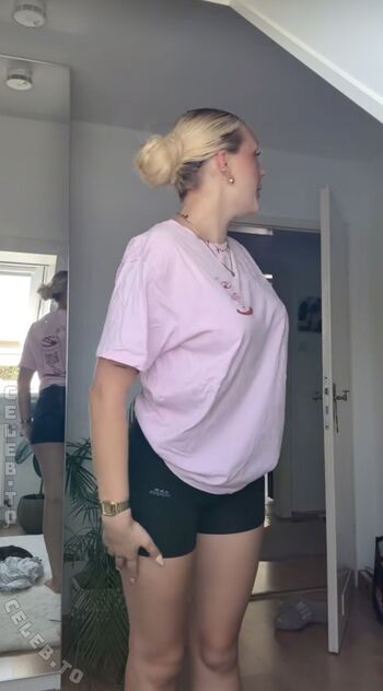 Full leaked Frida fischer private onlyfans photo