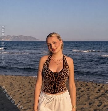 Full leaked Frida fischer private onlyfans photo