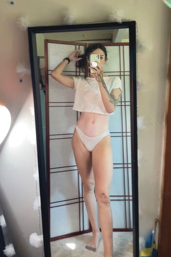 Full leaked Frogsgirls private onlyfans photo