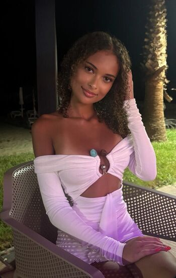 Full leaked Gabriella lewandowski private onlyfans photo