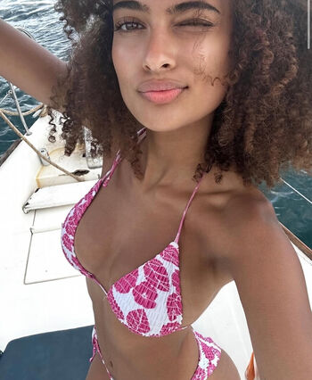 Full leaked Gabriella lewandowski private onlyfans photo