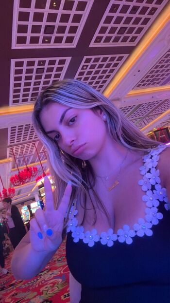 gaby_zola