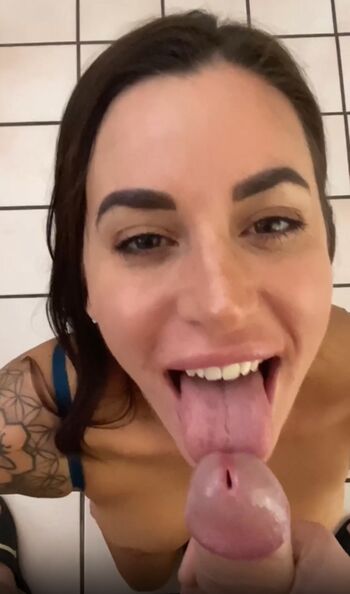 Full leaked Gia dimarco private onlyfans photo