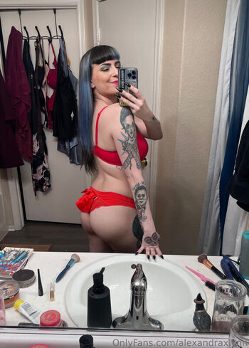 Full leaked Girls with colored hair private onlyfans photo