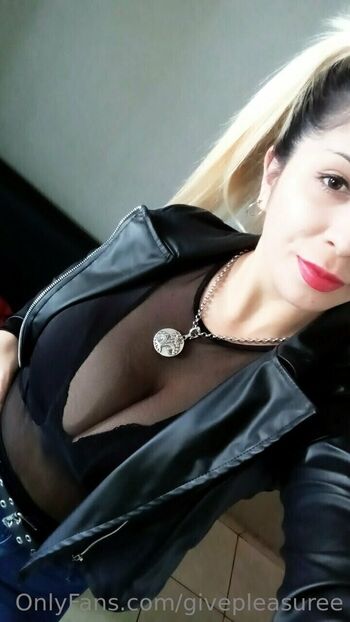 Full leaked Givepleasuree private onlyfans photo