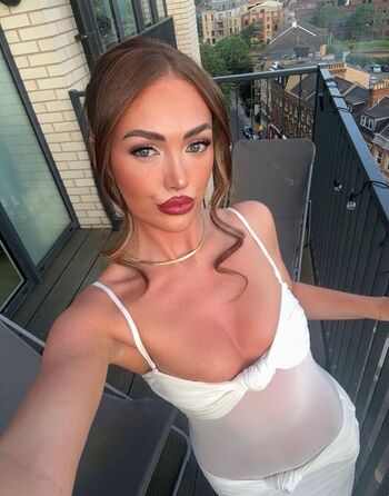 Full leaked Goddessleoni private onlyfans photo
