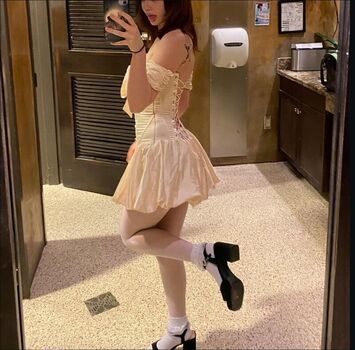 Full leaked Goldngunzgirl private onlyfans photo
