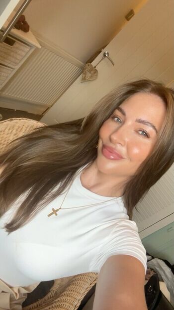 Full leaked Gracie lewis private onlyfans photo