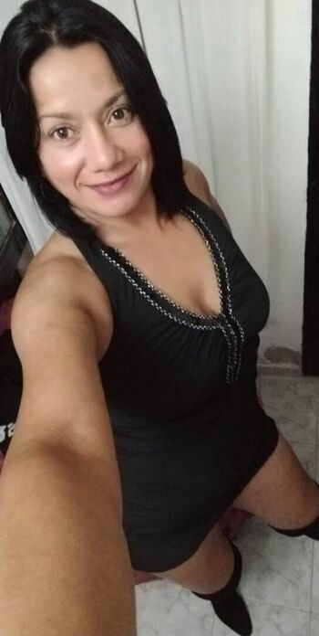 Full leaked Grisel porno page private onlyfans photo