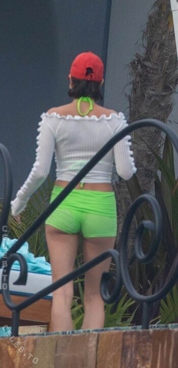 Hailey Bieber