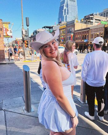 Full leaked Hannah  page private onlyfans photo