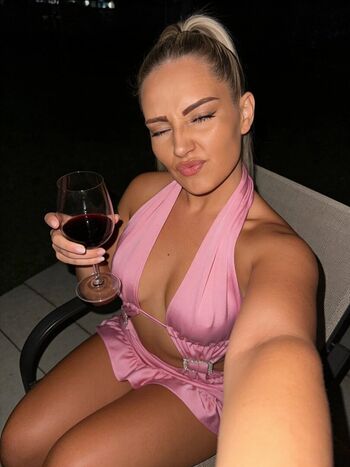 Full leaked Hannah  page private onlyfans photo