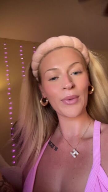 Full leaked Hannah grace page private onlyfans photo