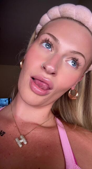Full leaked Hannah grace page private onlyfans photo