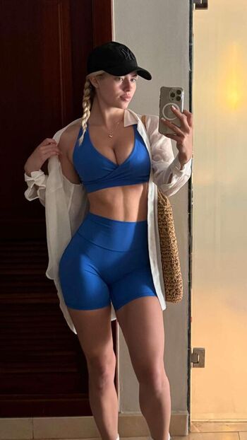 Full leaked Hannah white private onlyfans photo