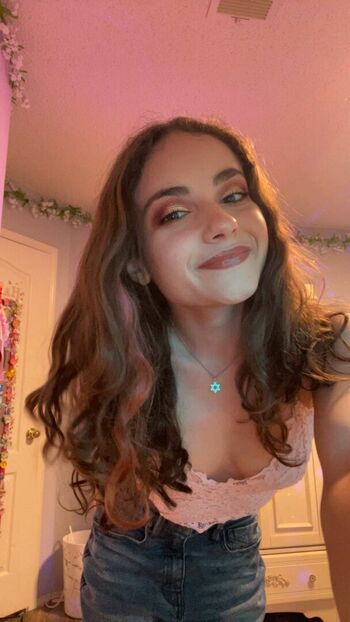 Full leaked Hannahsbananax page private onlyfans photo