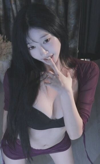 Full leaked Haxxnini private onlyfans photo