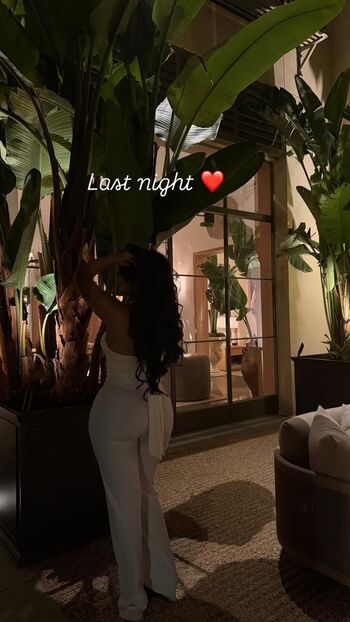 Full leaked Hermosa kari private onlyfans photo