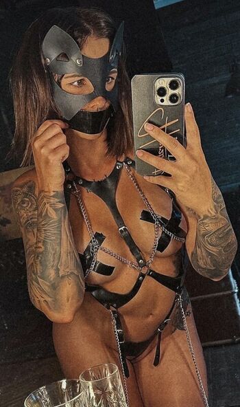 Full leaked Herzblutmadl private onlyfans photo