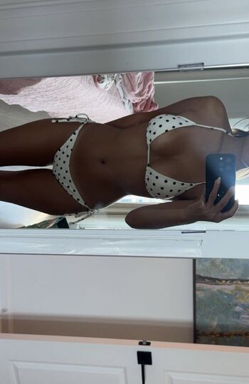 Full leaked Cici wild/ private onlyfans photo