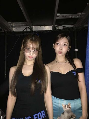 Hirai Momo