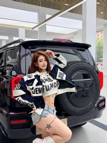 Full leaked Hitomi songyuxin private onlyfans photo