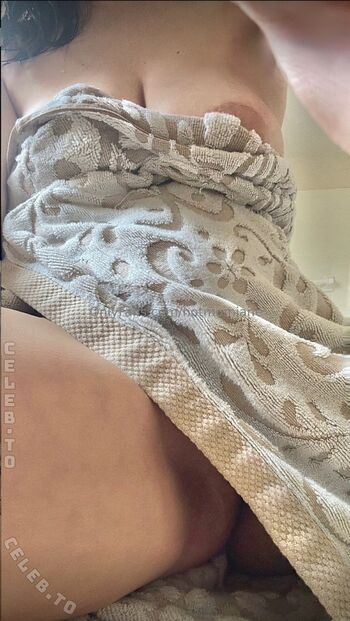 Full leaked Hotmomjane private onlyfans photo