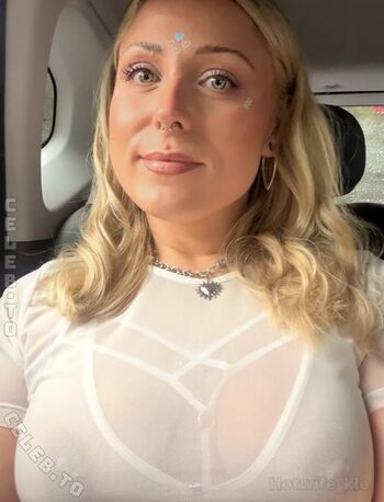 Full leaked Hotwife kle private onlyfans photo