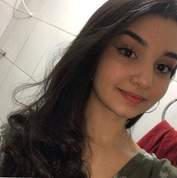 HotWifeYoung