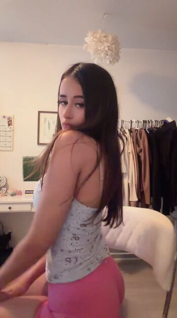 Full leaked Iuvbri private onlyfans photo