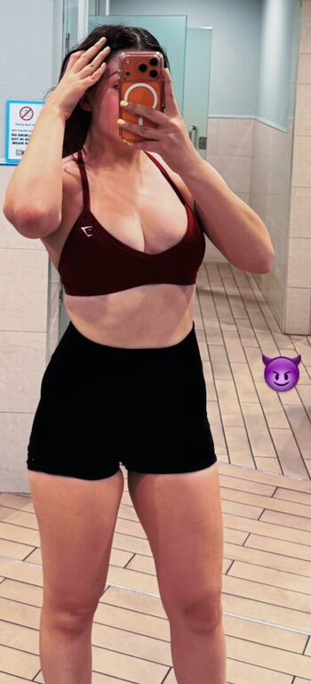 iamsofiabella