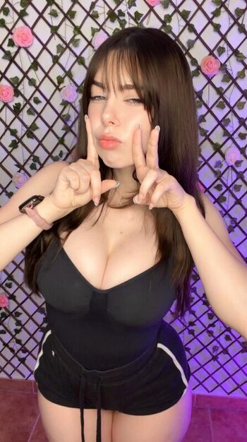Full leaked Ijenz page private onlyfans photo