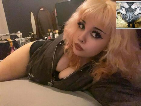 Full leaked Iownguns page private onlyfans photo