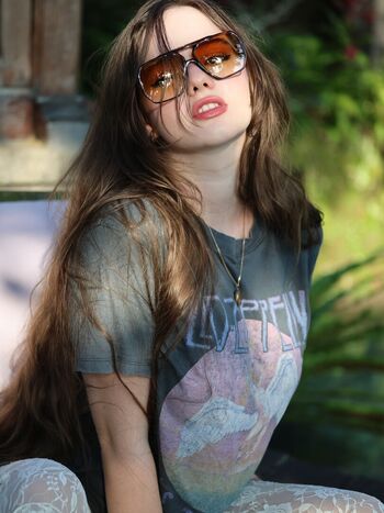 Isabella 110022