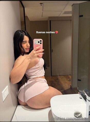 Isabella Tobar