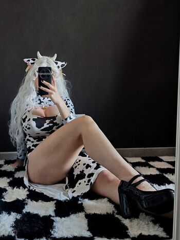 Full leaked Itsmoonica private onlyfans photo