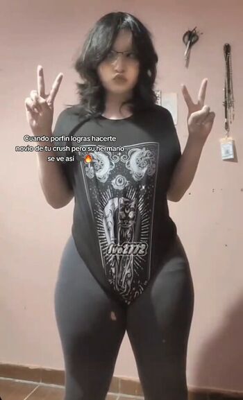 Full leaked Ivo yi private onlyfans photo