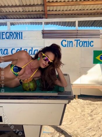 Izabel Goulart