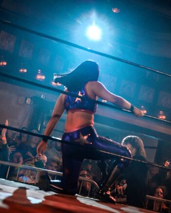 Izzy Moreno / ItsIzzyMania