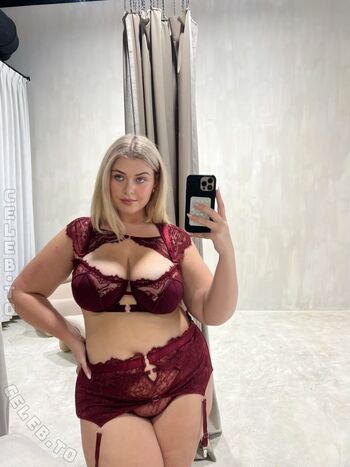 Full leaked Izzy nicholls private onlyfans photo