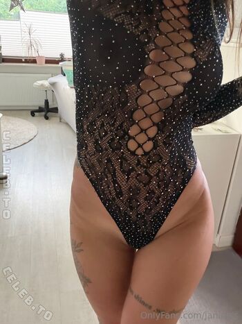 Full leaked Janine sachraj private onlyfans photo