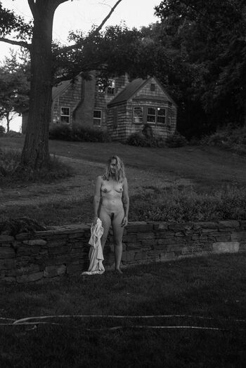 Full leaked Jemima kirke private onlyfans photo