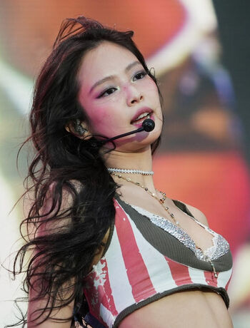 Jennie | BLΛƆKPIИK