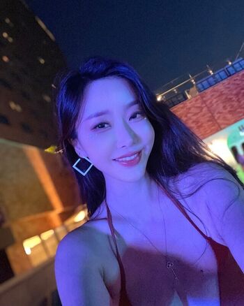 Full leaked Jeong woo joo page private onlyfans photo